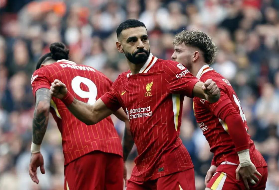 曼联客场爆冷击败利物浦，晋级希望犹存！的简单介绍