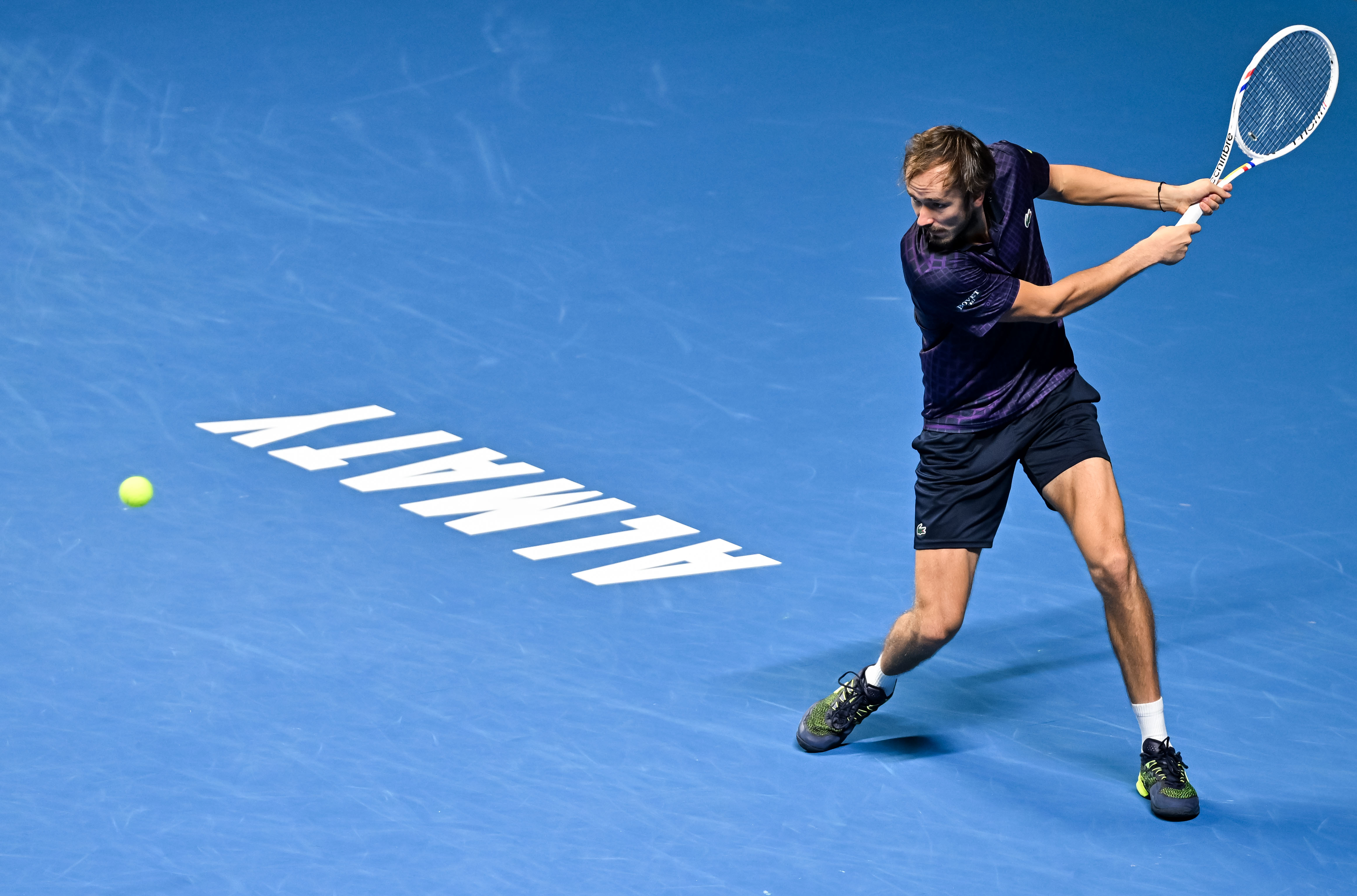 意大利网球队血洗世界网球队,梅德韦杰夫统治全场的简单介绍 意大利网球队血洗世界网球队,梅德韦杰夫统治全场的简单介绍
