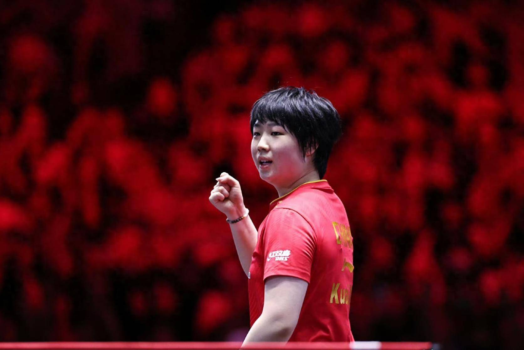 包含世界足坛焦点聚集,女运动员竞技场上遥相呼应的词条 包含世界足坛焦点聚集,女运动员竞技场上遥相呼应的词条