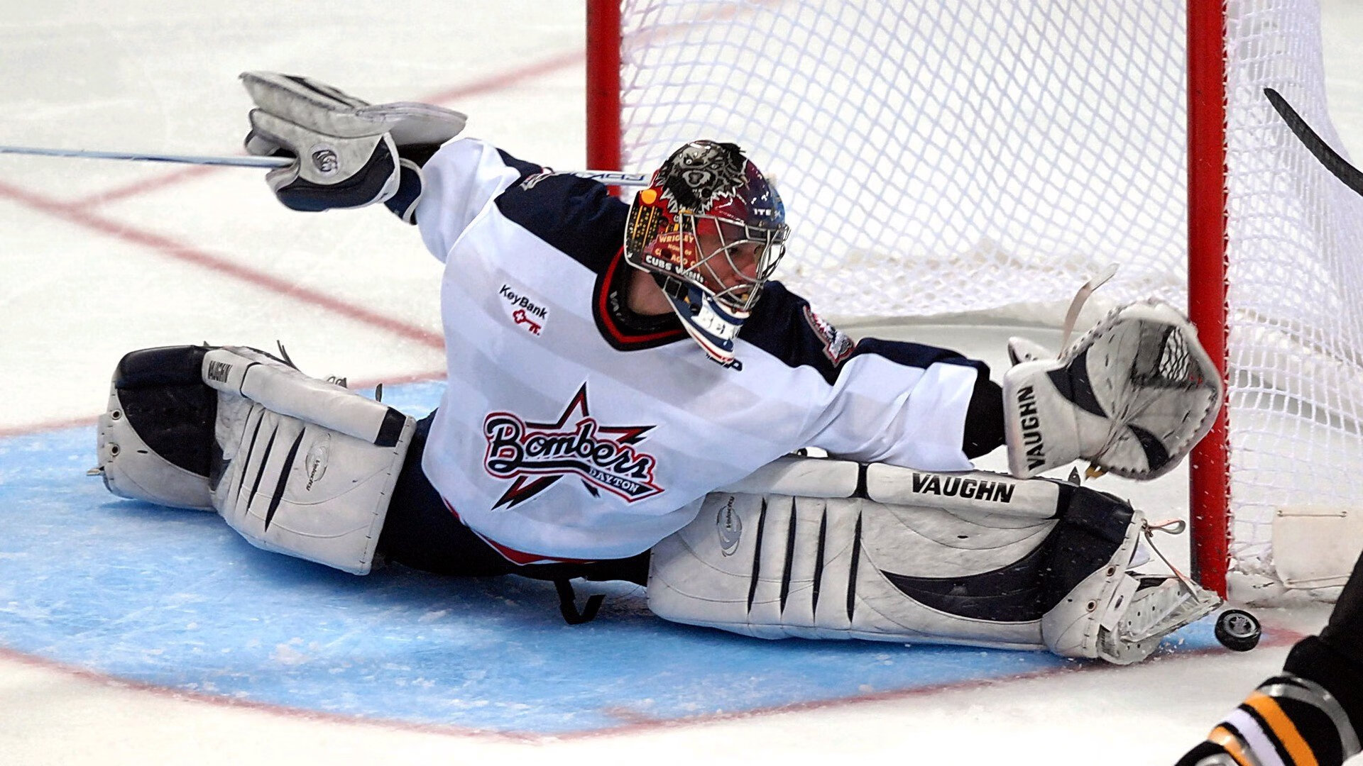 跨洋对决的终章，英格拉姆一球定乾坤，尼克斯险胜上海队